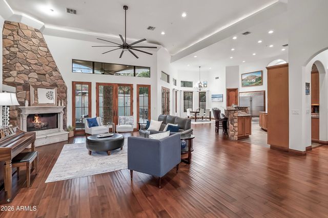 11488 E CHAMA Road, Scottsdale, AZ 85255