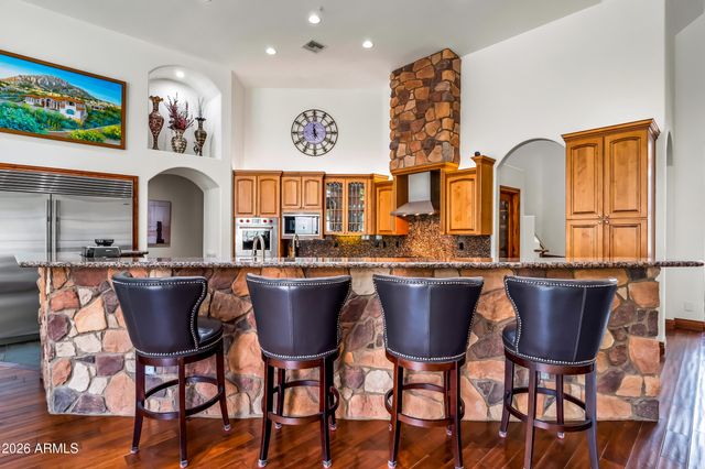 11488 E CHAMA Road, Scottsdale, AZ 85255