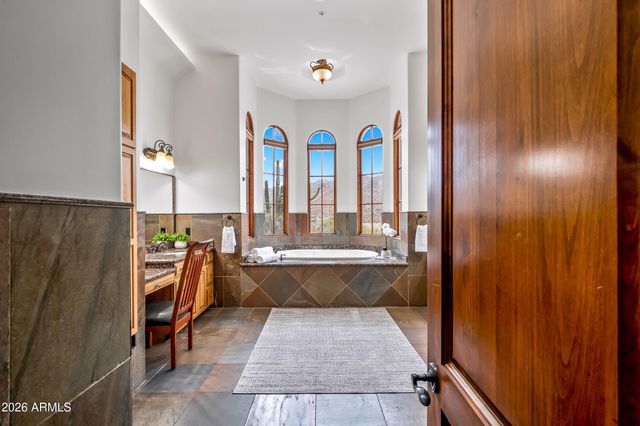 11488 E CHAMA Road, Scottsdale, AZ 85255