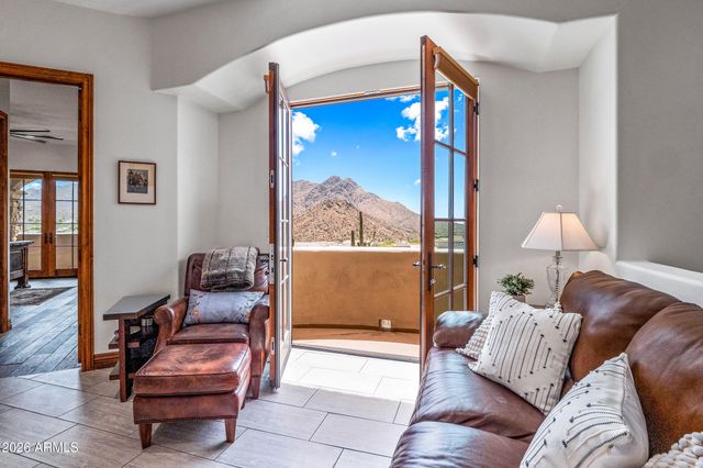 11488 E CHAMA Road, Scottsdale, AZ 85255