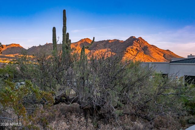 11488 E CHAMA Road, Scottsdale, AZ 85255