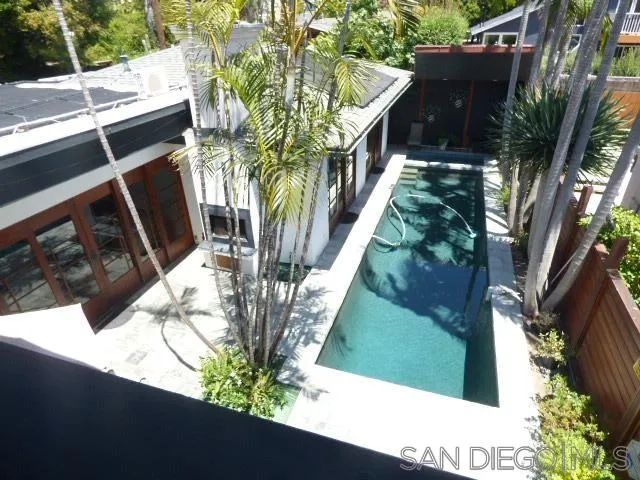 8253 El Paseo Grande, La Jolla, CA 92037