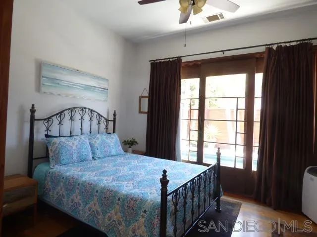 8253 El Paseo Grande, La Jolla, CA 92037