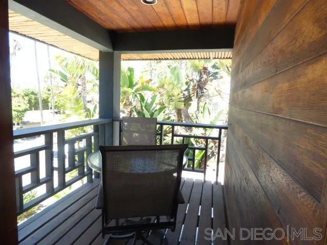 8253 El Paseo Grande, La Jolla, CA 92037