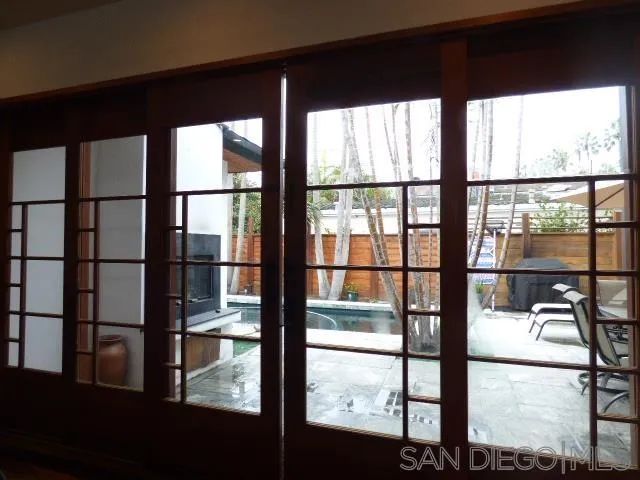 8253 El Paseo Grande, La Jolla, CA 92037