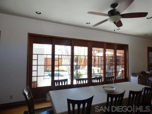 8253 El Paseo Grande, La Jolla, CA 92037