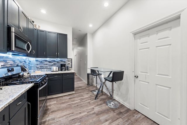 525 W 78th Street, Chicago, IL 60620