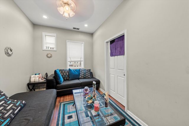 525 W 78th Street, Chicago, IL 60620