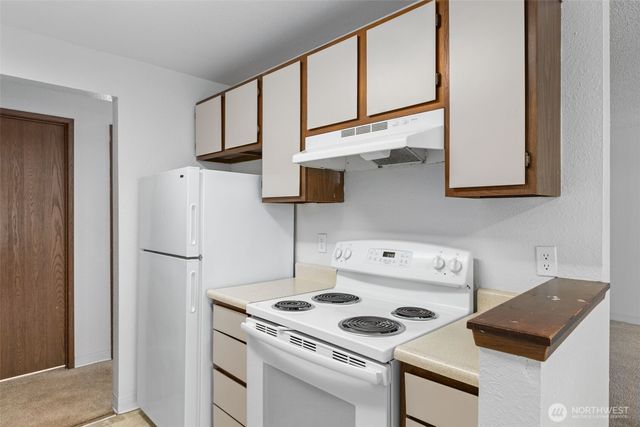 34025 1st Place S, Federal Way, WA 98003