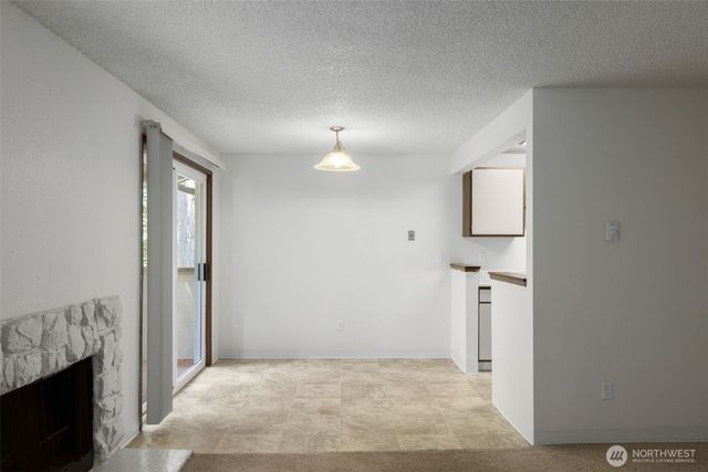 34025 1st Place S, Federal Way, WA 98003