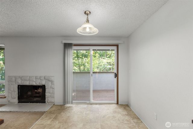 34025 1st Place S, Federal Way, WA 98003