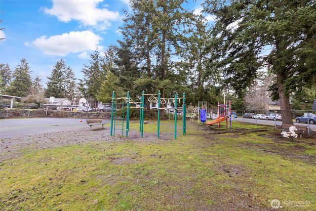 34025 1st Place S, Federal Way, WA 98003