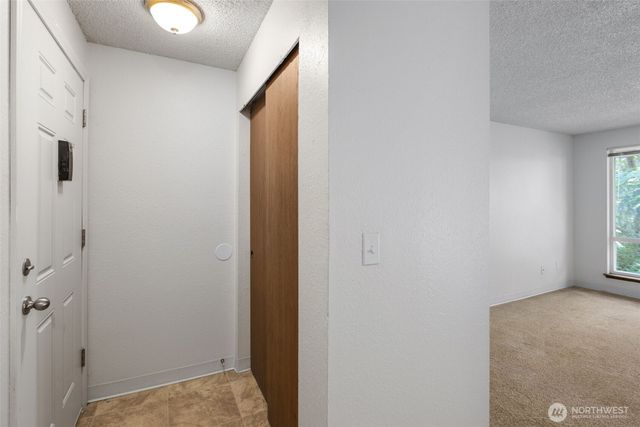 34025 1st Place S, Federal Way, WA 98003