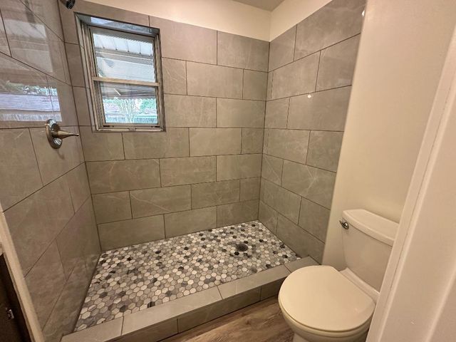 1607 Mcfarland Street, Baytown, TX 77520