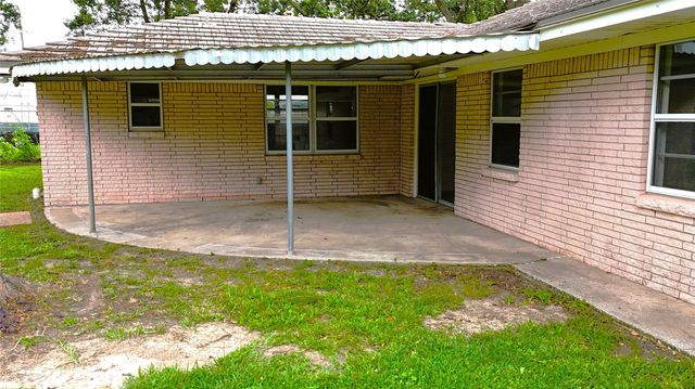 1607 Mcfarland Street, Baytown, TX 77520
