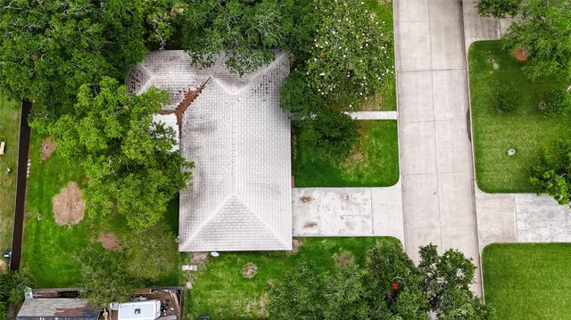 1607 Mcfarland Street, Baytown, TX 77520