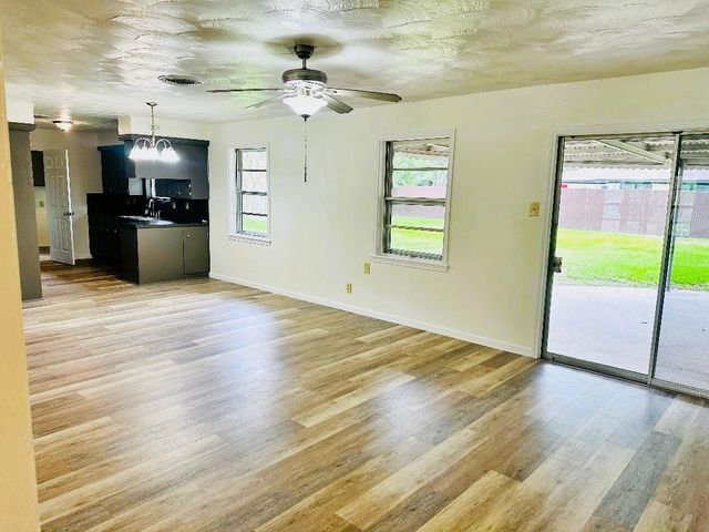1607 Mcfarland Street, Baytown, TX 77520