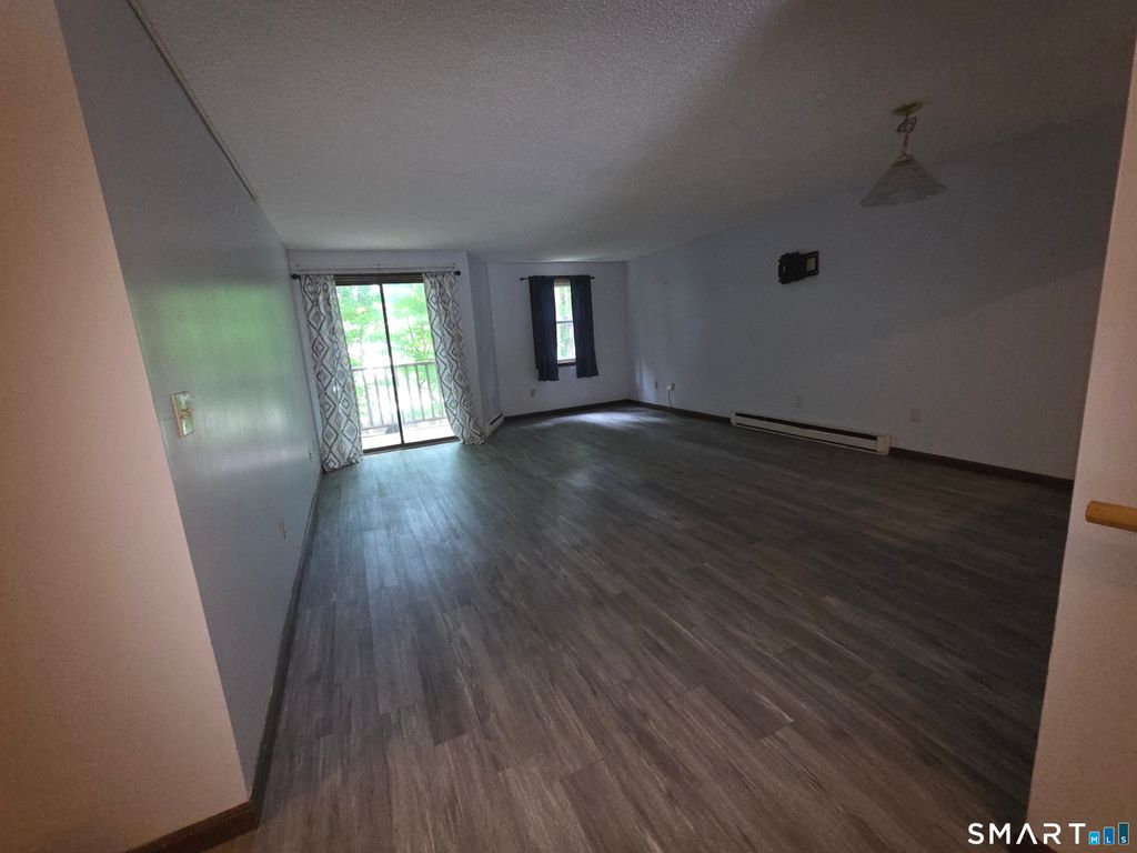 883 Rubber Avenue 3, Naugatuck, CT 06770