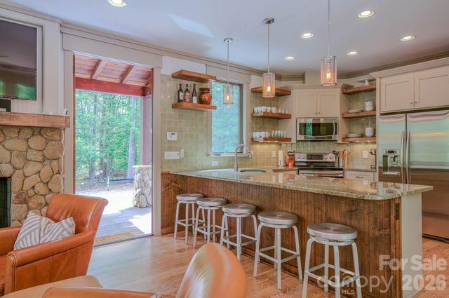 1904 Old Wildlife Club Road 10, Nebo, NC 28761
