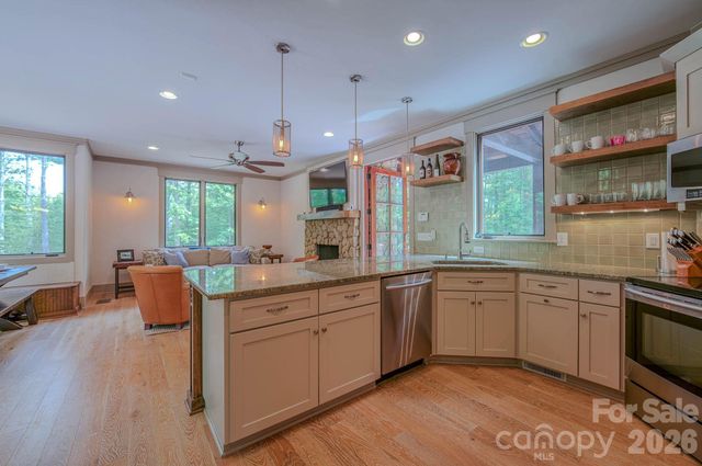 1904 Old Wildlife Club Road 10, Nebo, NC 28761