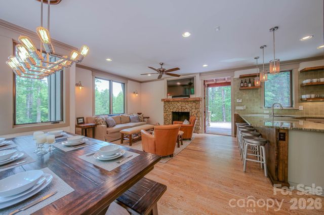 1904 Old Wildlife Club Road 10, Nebo, NC 28761