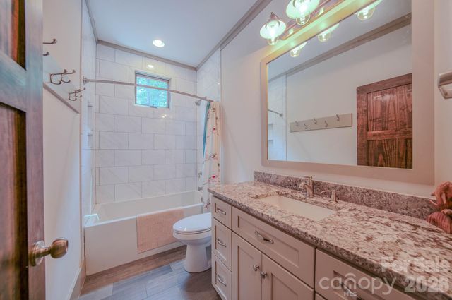 1904 Old Wildlife Club Road 10, Nebo, NC 28761