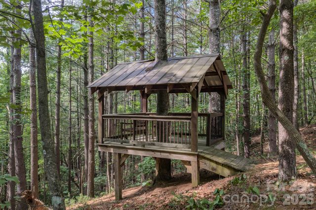 1904 Old Wildlife Club Road 10, Nebo, NC 28761