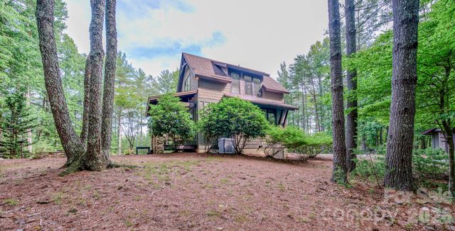 1904 Old Wildlife Club Road 10, Nebo, NC 28761