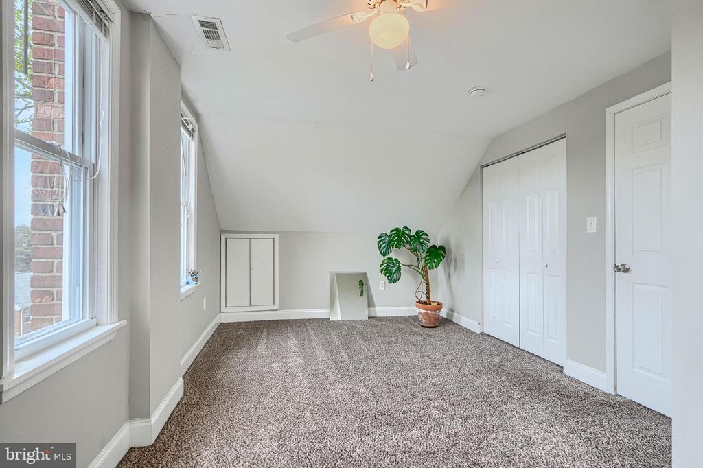 Image 29 of property listing at 6007 WINTHROPE AVE, Baltimore, MD 21206