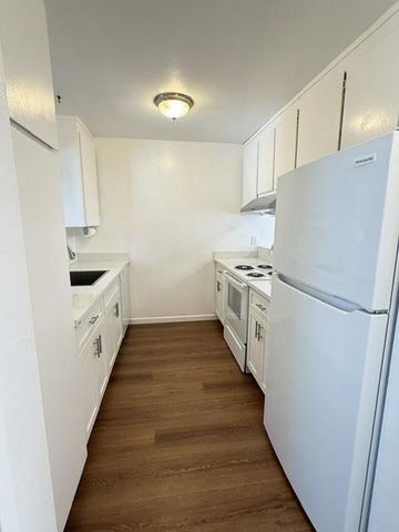 1731 Ellis Street 26, Concord, CA 94520