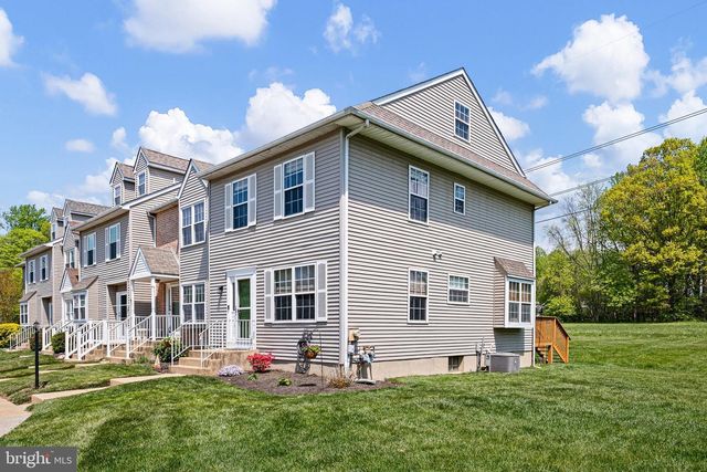 88 LOUIS JAMES CT, Aston, PA 19014
