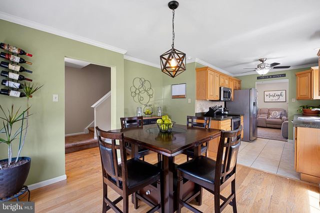 88 LOUIS JAMES CT, Aston, PA 19014