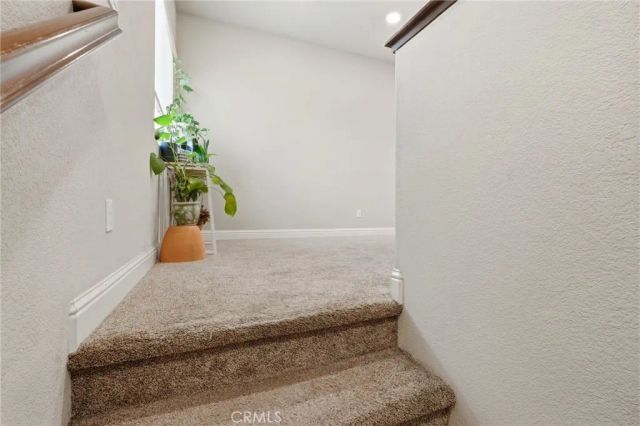 3725 W Clinton, Visalia, CA 93291