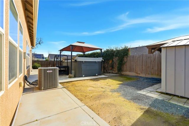 3725 W Clinton, Visalia, CA 93291