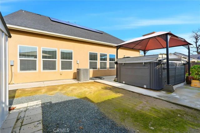 3725 W Clinton, Visalia, CA 93291