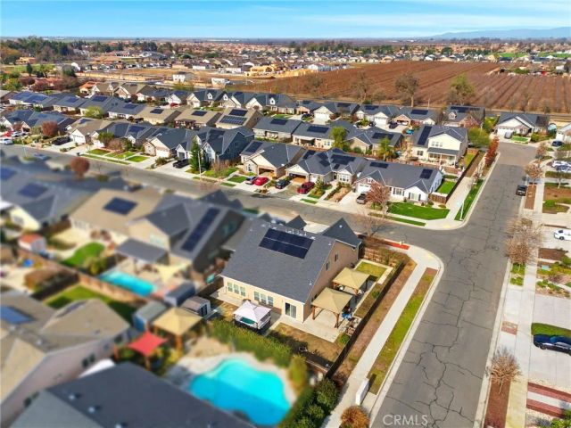 3725 W Clinton, Visalia, CA 93291