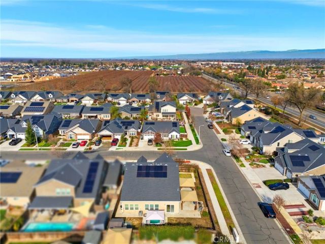 3725 W Clinton, Visalia, CA 93291