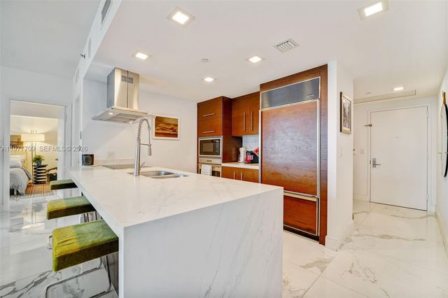 495 Brickell Ave 2804, Miami, FL 33131