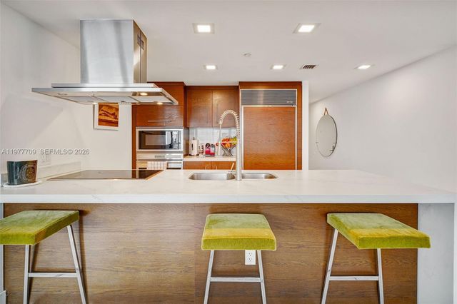 495 Brickell Ave 2804, Miami, FL 33131