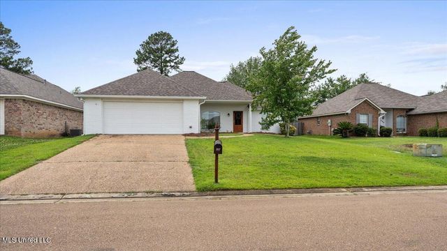 357 Kings Ridge Circle, Brandon, MS 39047