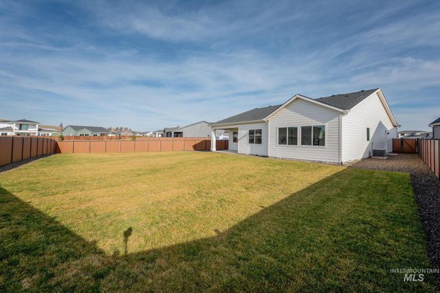 5318 Sparky Ave, Caldwell, ID 83607