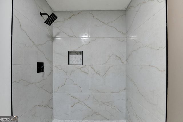 2377 Centerville Rosebud Road, Loganville, GA 30052