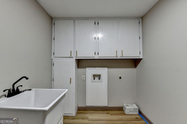 2377 Centerville Rosebud Road, Loganville, GA 30052