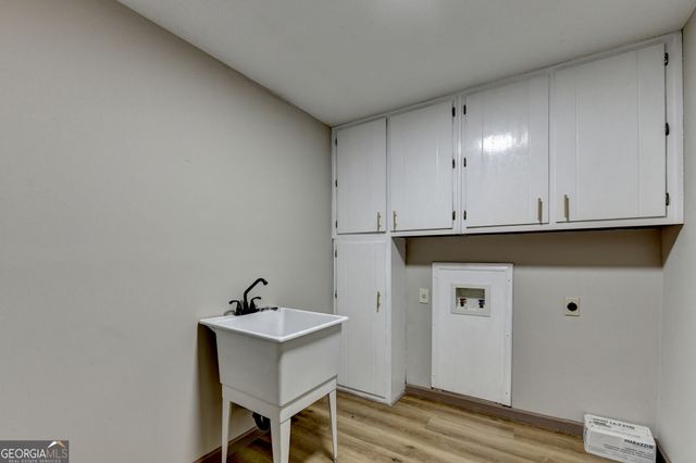 2377 Centerville Rosebud Road, Loganville, GA 30052