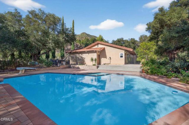 2170 Ladera Road, Ojai, CA 93023