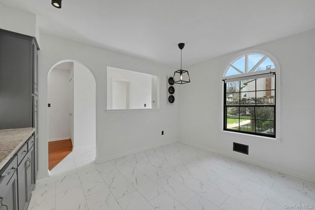 62 Somerset Drive, Suffern, NY 10901