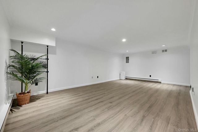 62 Somerset Drive, Suffern, NY 10901