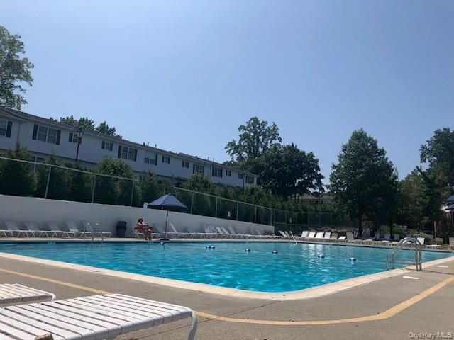 62 Somerset Drive, Suffern, NY 10901