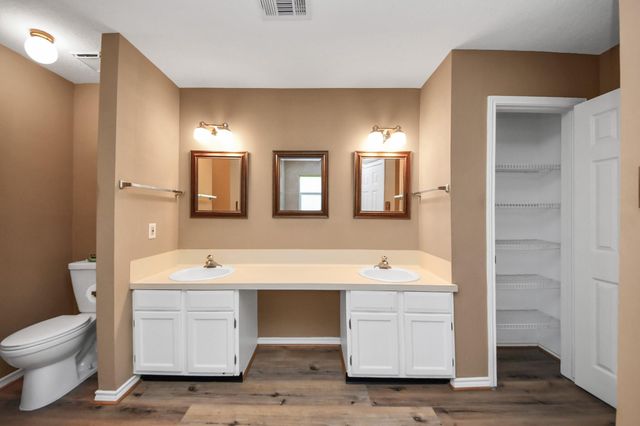 35 N Morningwood Court, The Woodlands, TX 77380