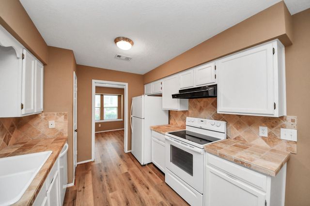 35 N Morningwood Court, The Woodlands, TX 77380